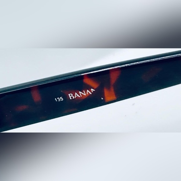 Banana Republic Tortoise Oval Sunglasses Frames Only - Picture 7 of 8